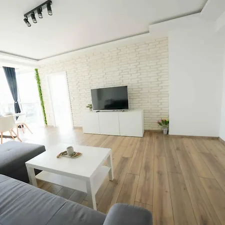 Sunny 2-bedroom With Sea View Apartamento Varna