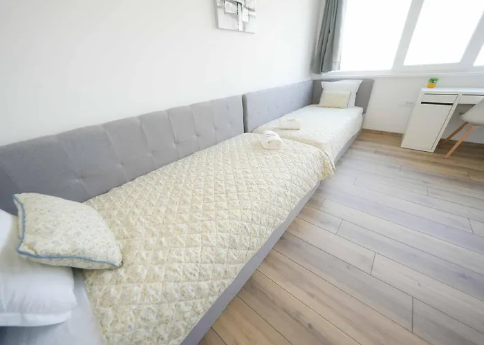 Apartamento Sunny 2-bedroom With Sea View